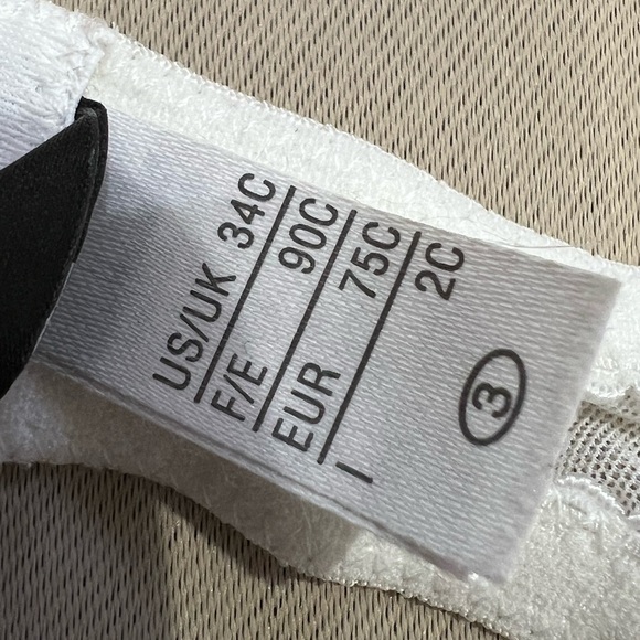 NWT Cosabella Forever Molded Lace Bra 34C White - Picture 4 of 4